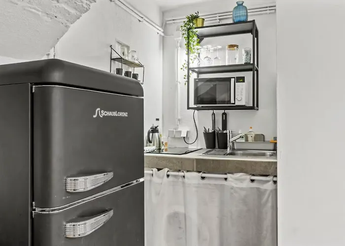 Cozy Belvedere Basement شقة *