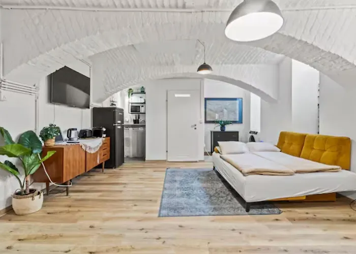 Cozy Belvedere Basement شقة فيينا