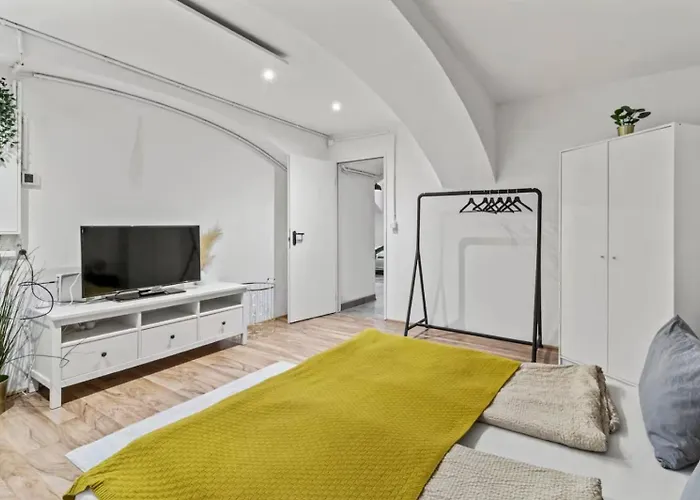 شقة Cozy Belvedere Basement فيينا